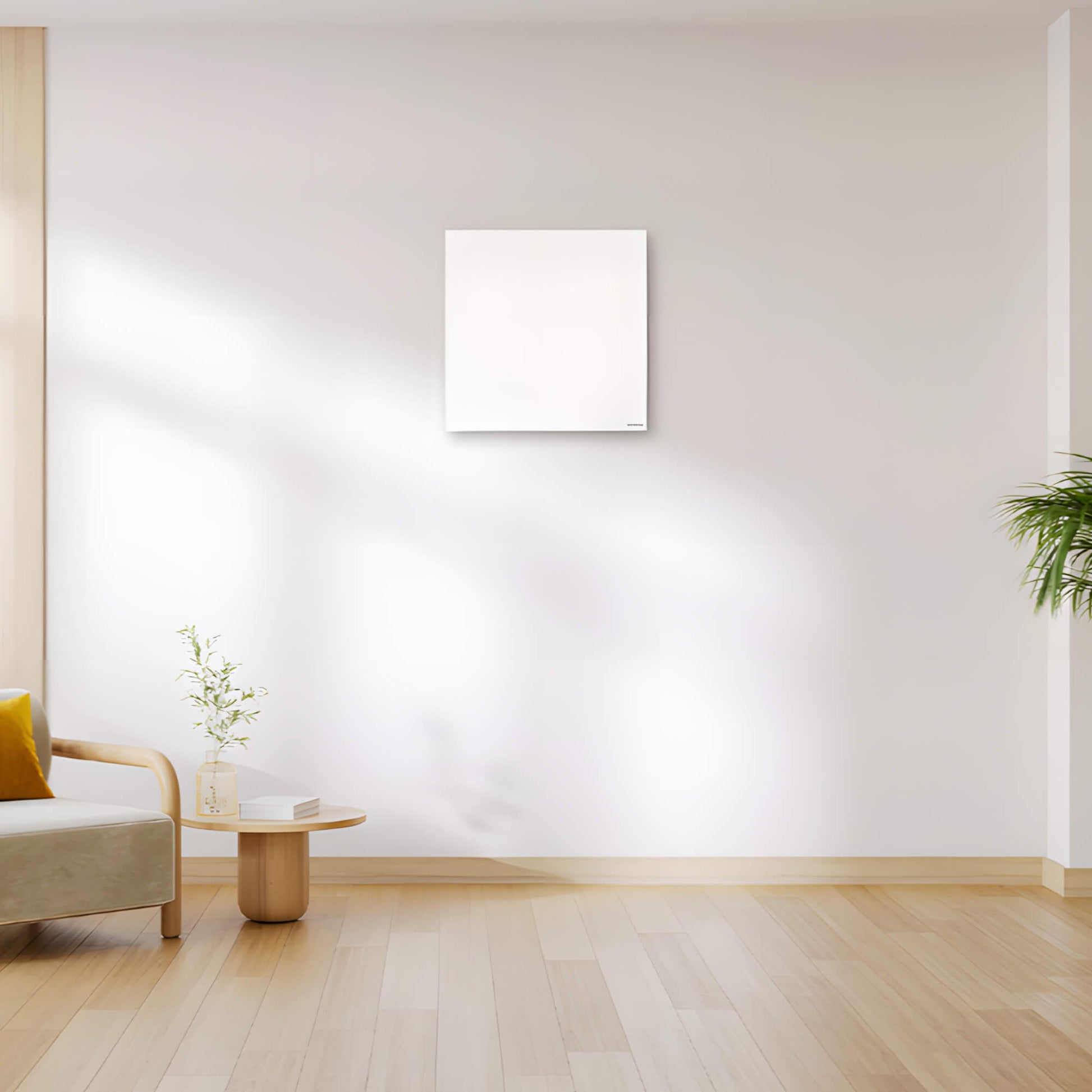 Herschel Select XLS wit infraroodpaneel 350 watt in vierkant formaat van 60 bij 60 centimeter in beige woonkamer tegen een muur