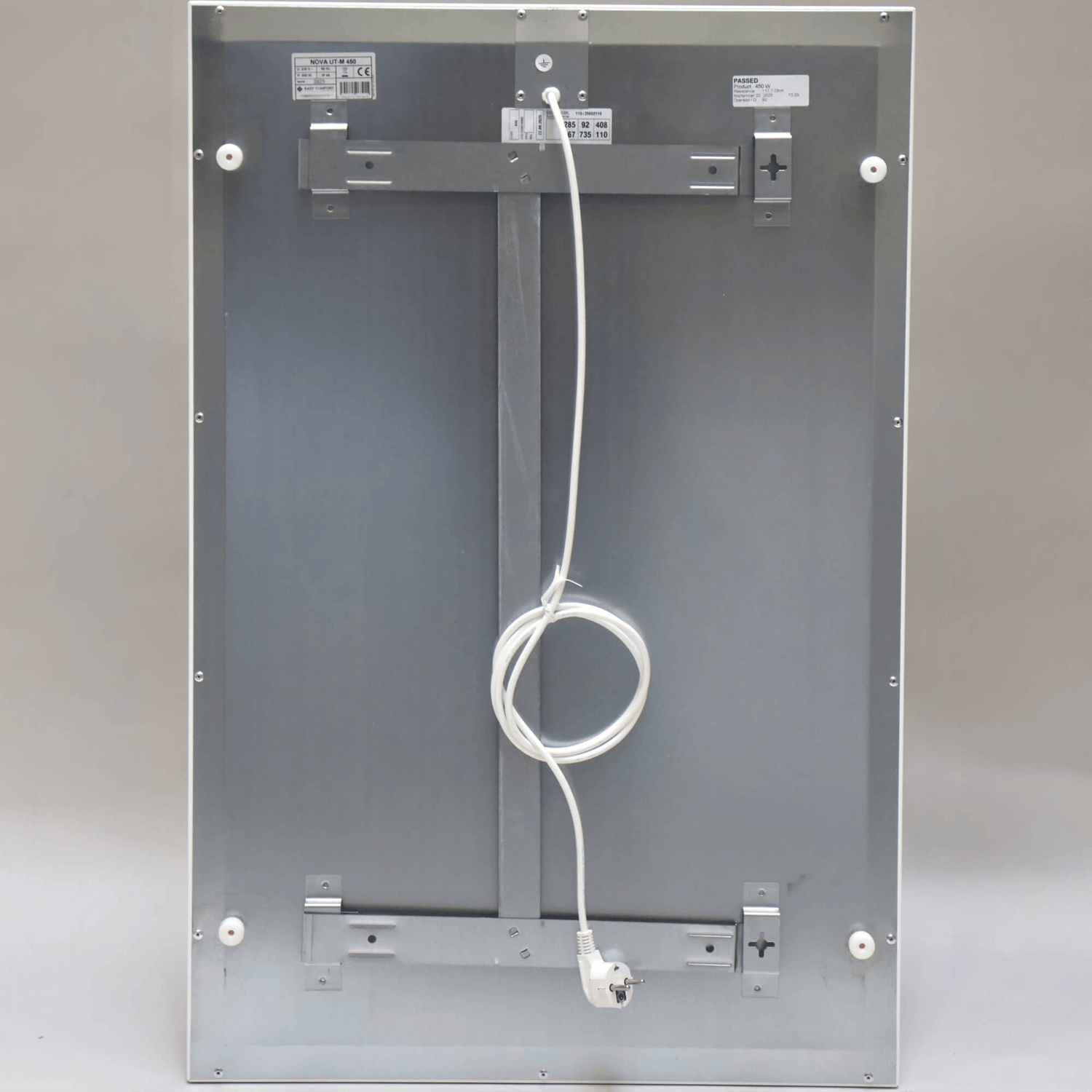 Overzicht van wit Nova infrarood verwarmingspaneel met voorzijde, achterzijde en gladde en structuurafwerking